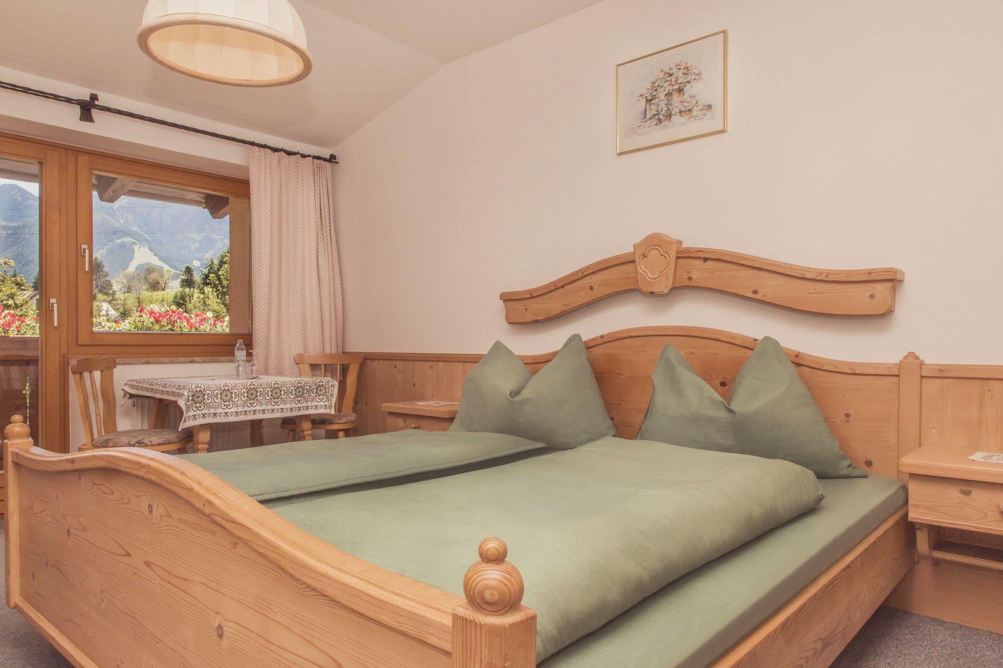 Alpengasthof Dollerhof Hotel Абтенау Екстериор снимка